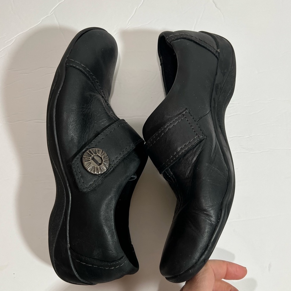 Clarks Artisan Kessa Betty Black Textured Leather… - image 3